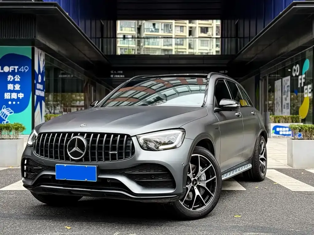 Mercedes-Benz GLC AMG — фото 1