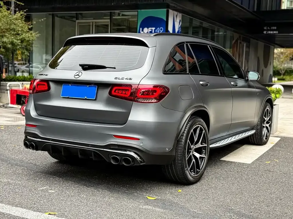 Mercedes-Benz GLC AMG — фото 5