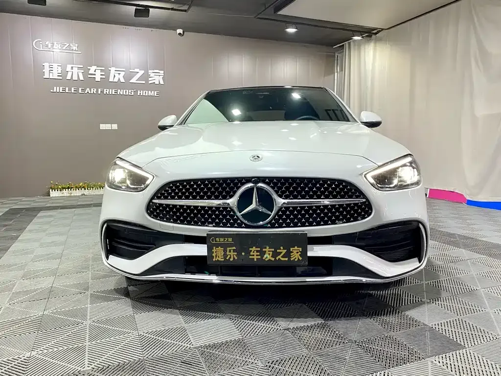 Mercedes-Benz C-Class 2023 из CN, фото 2