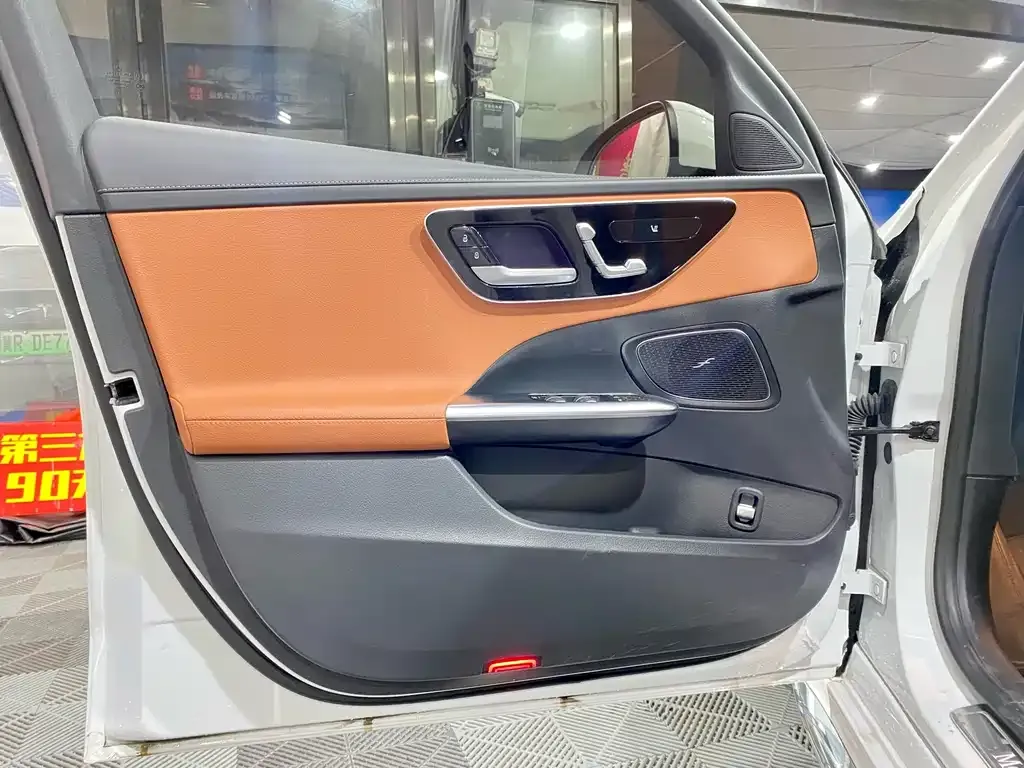 Mercedes-Benz C-Class 2023 из CN, фото 8