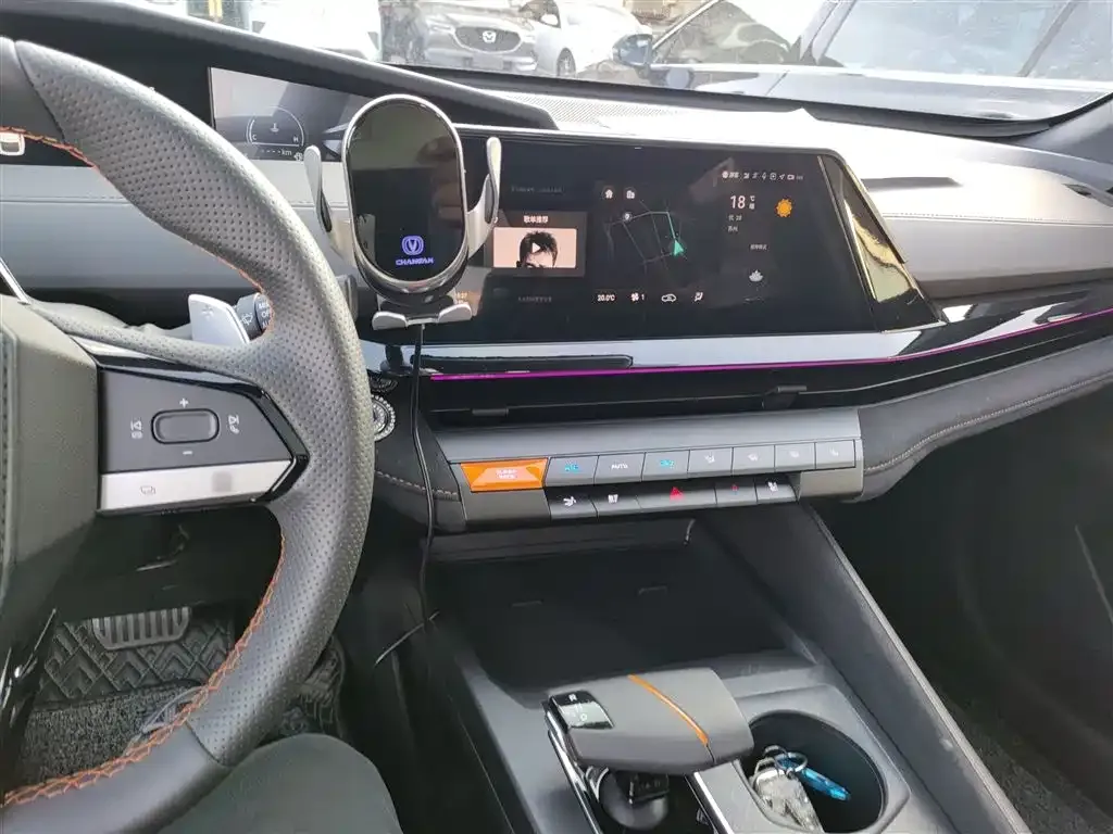 Changan UNI-V 2024 из CN, фото 10