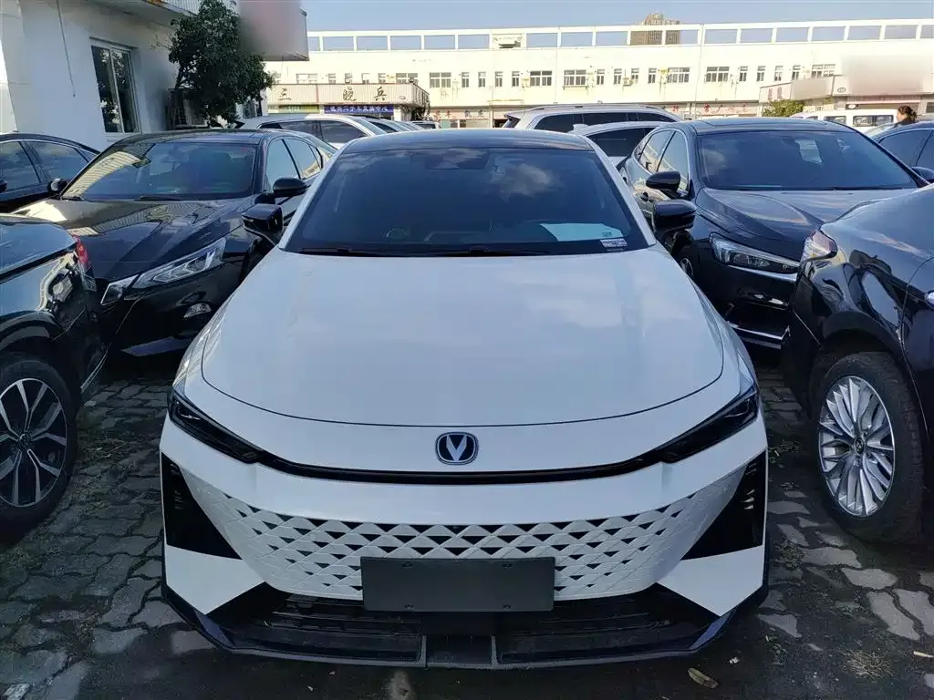 Changan UNI-V 2024 из CN, фото 3