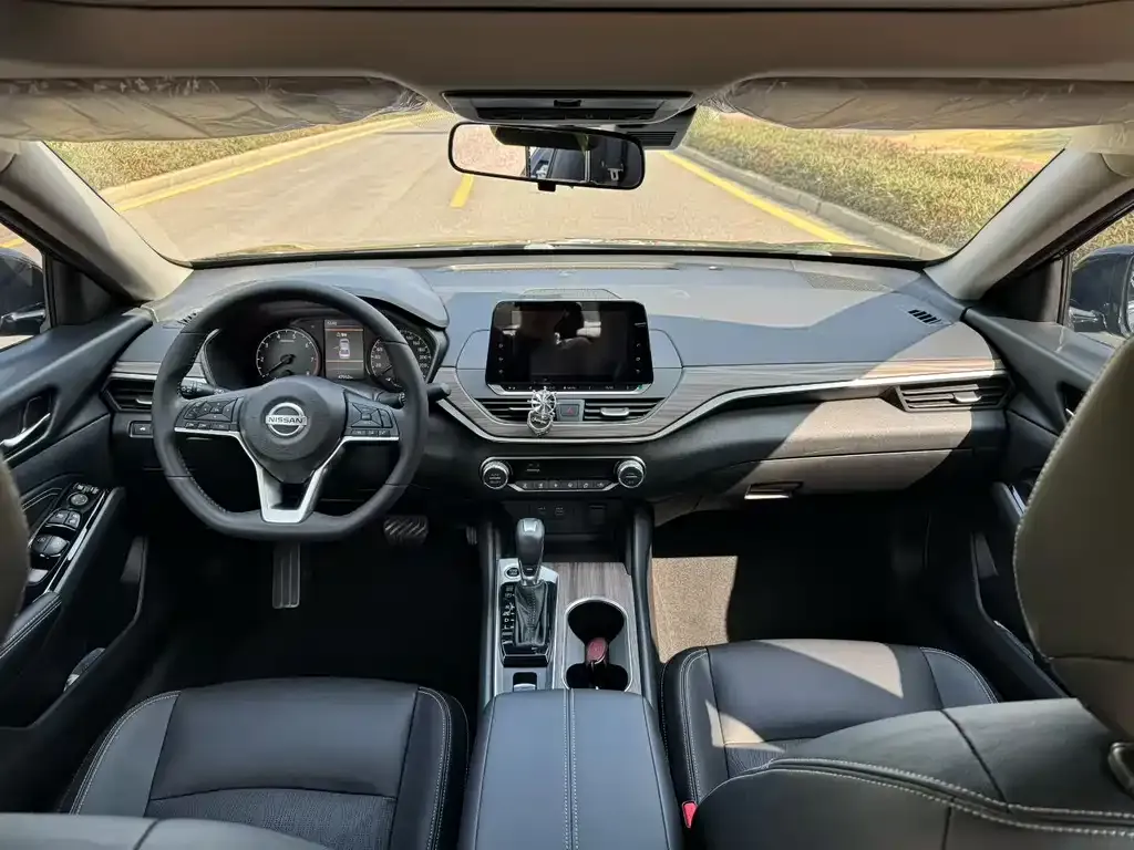 Nissan Teana 2022 из CN, фото 4