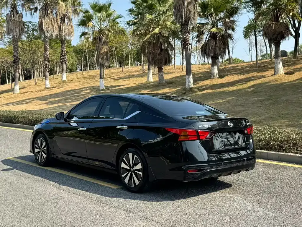 Nissan Teana 2022 из CN, фото 8