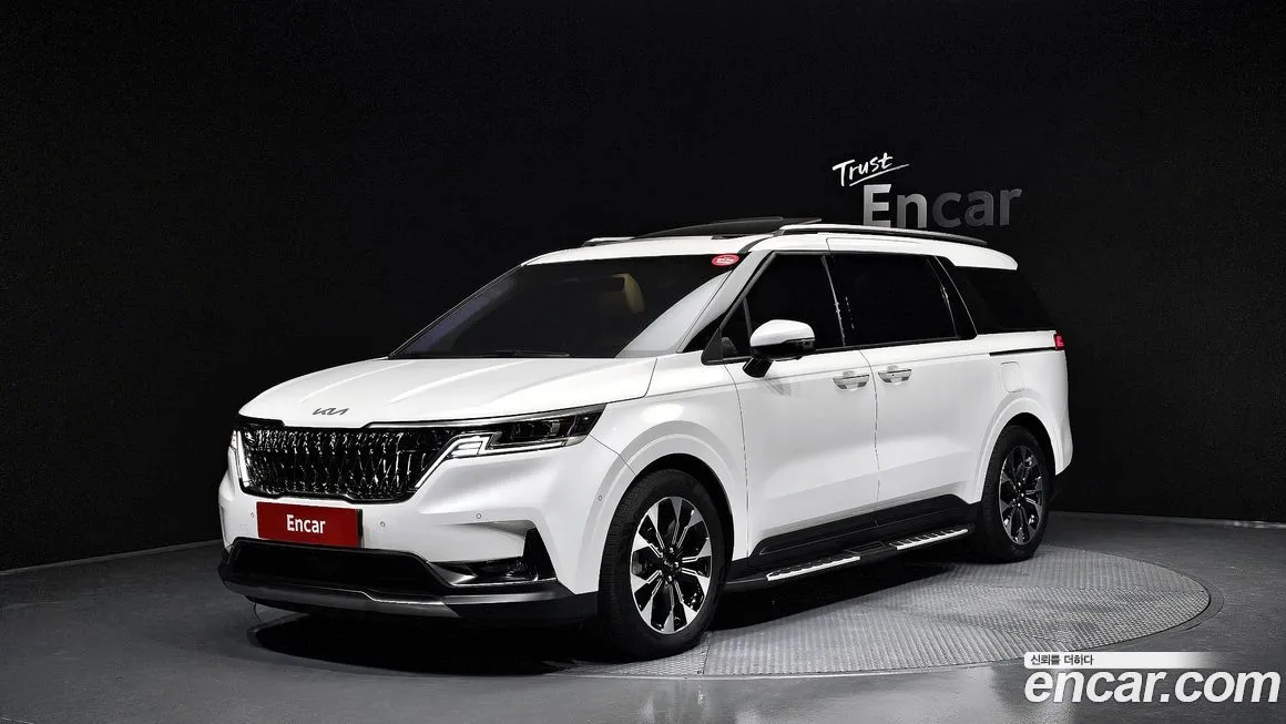 Kia Carnival 2023 из KR, фото 1