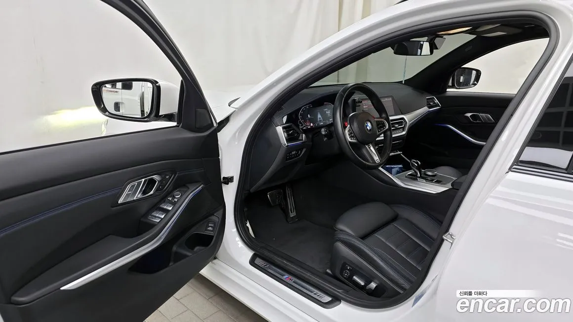 BMW 3-Series 2022 из KR, фото 10
