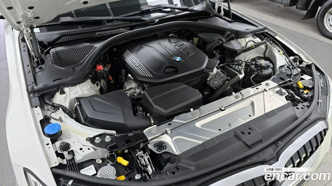 BMW 3-Series 2022 из KR, фото 6