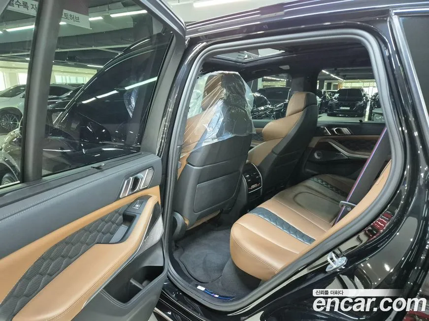 BMW X5M 2023 из KR, фото 8