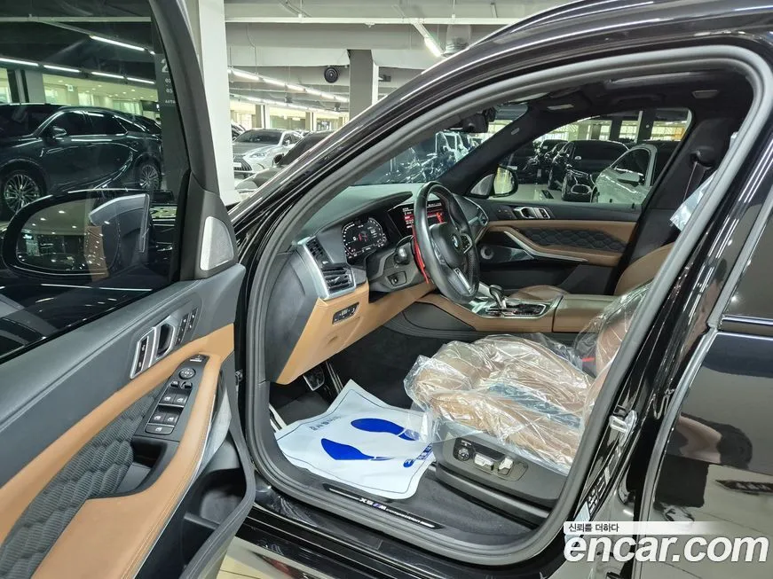 BMW X5M 2023 из KR, фото 9