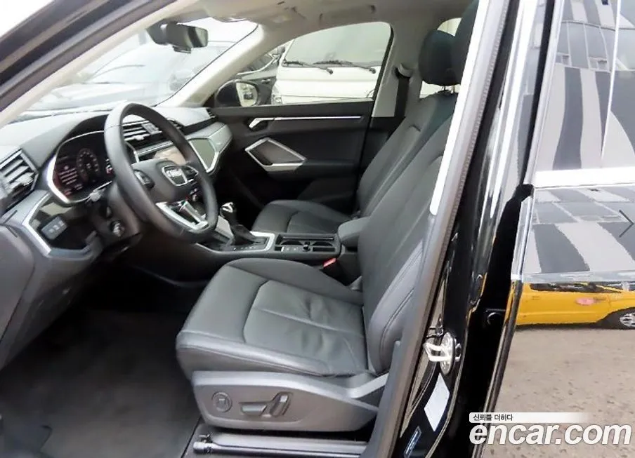 Audi Q3 2023 из KR, фото 5