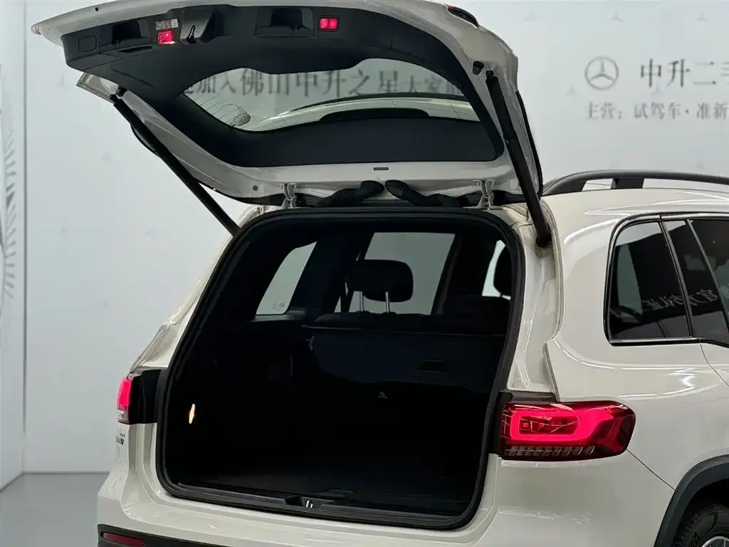 Mercedes-Benz GLB AMG 2023 из CN, фото 3