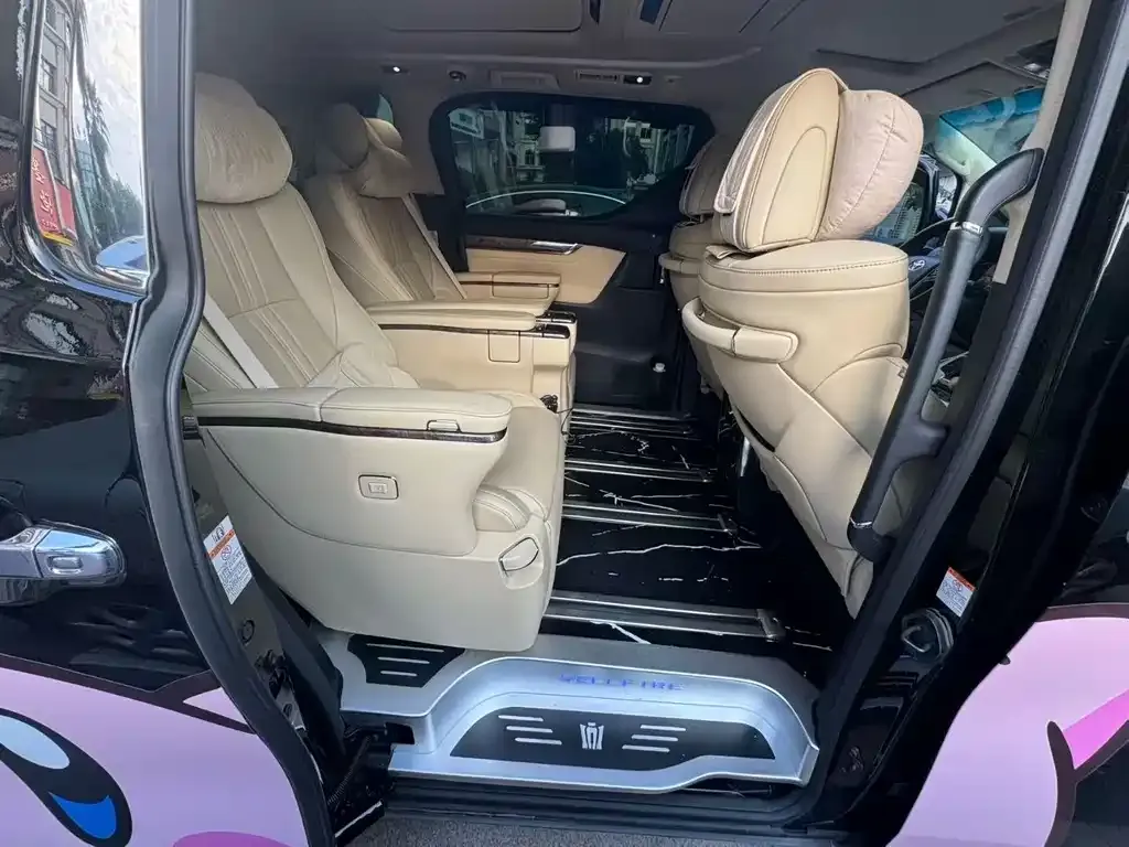 Toyota Vellfire 2022 из CN, фото 8