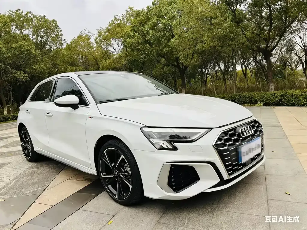 Audi A3 2024 из CN, фото 3
