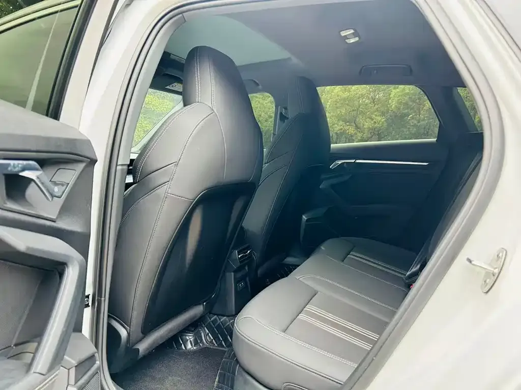 Audi A3 2024 из CN, фото 5