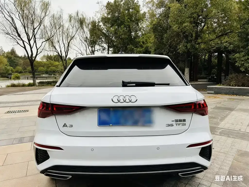 Audi A3 2024 из CN, фото 8
