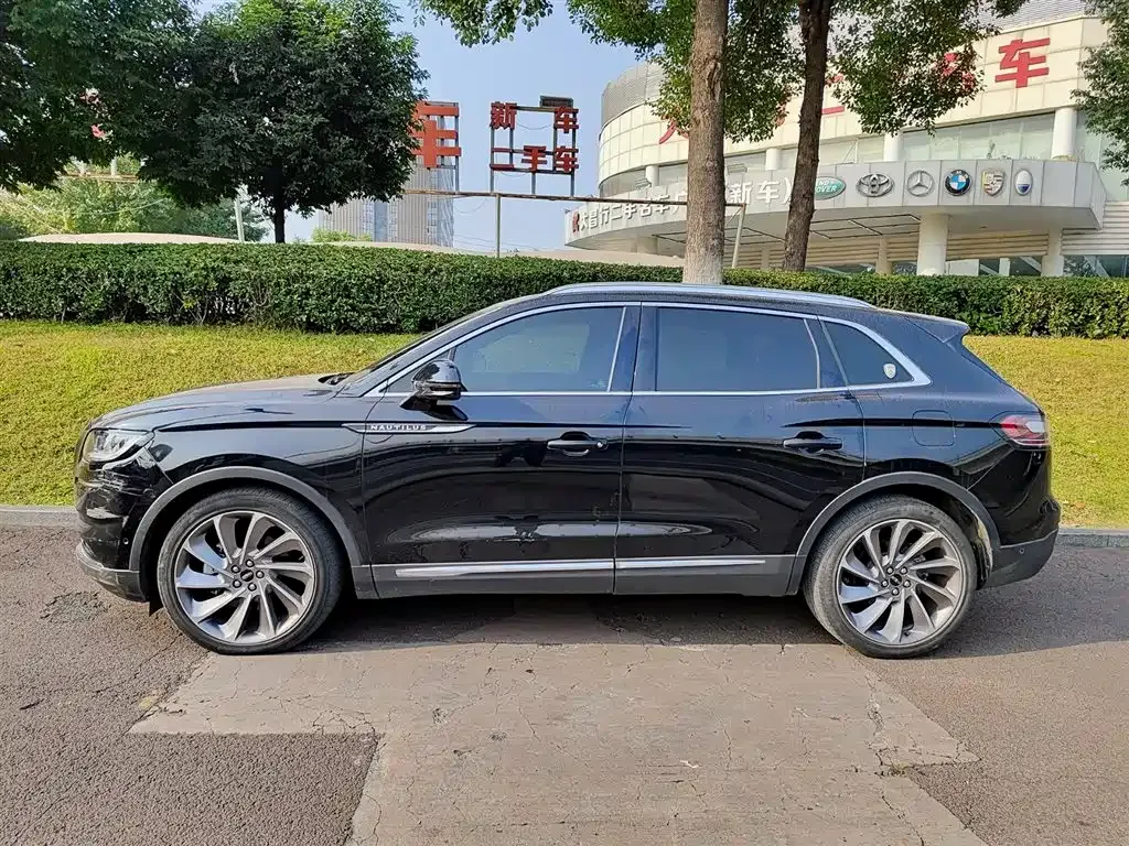Lincoln Nautilus 2021 из CN, фото 3