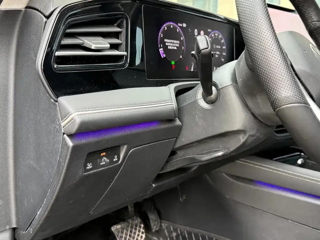 Volkswagen Magotan 2025 из CN, фото 8