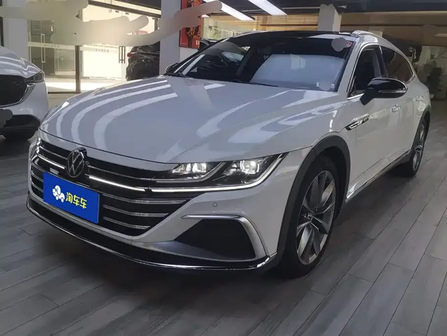 Volkswagen CC 2024 из CN, фото 1