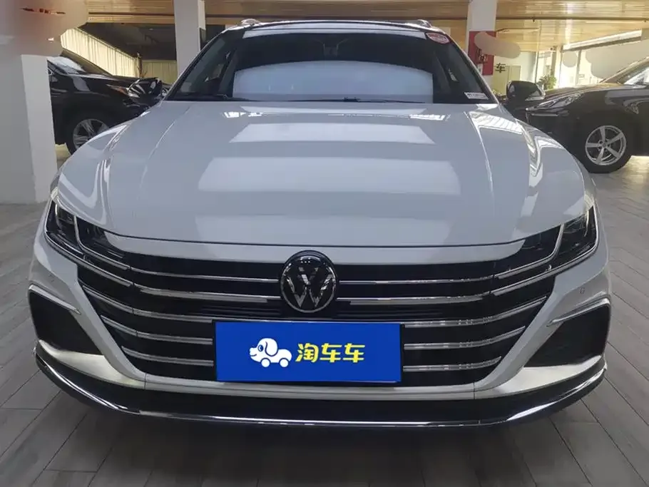 Volkswagen CC 2024 из CN, фото 2