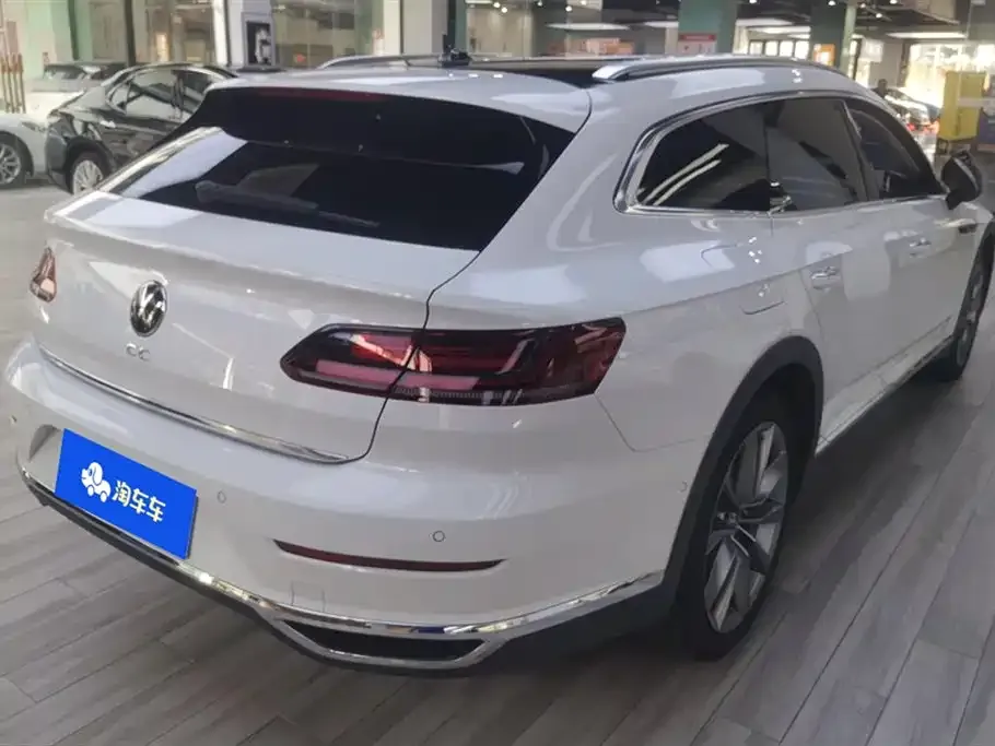 Volkswagen CC 2024 из CN, фото 3