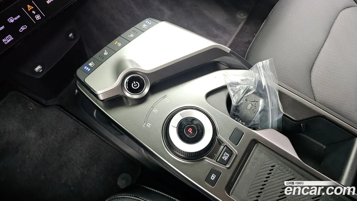 Kia EV6 — фото 9