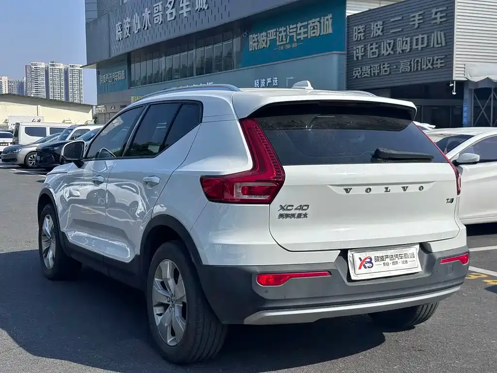 Volvo XC40 2021 из CN, фото 6