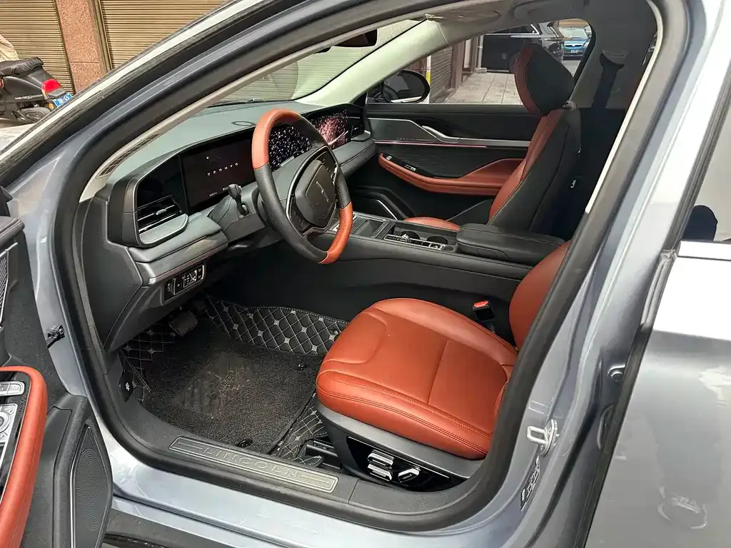 Lincoln Z 2025 из CN, фото 2