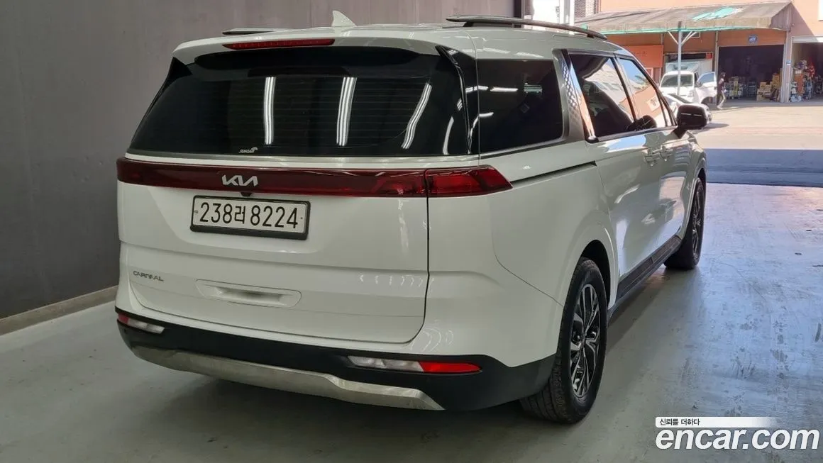 Kia Carnival — фото 2