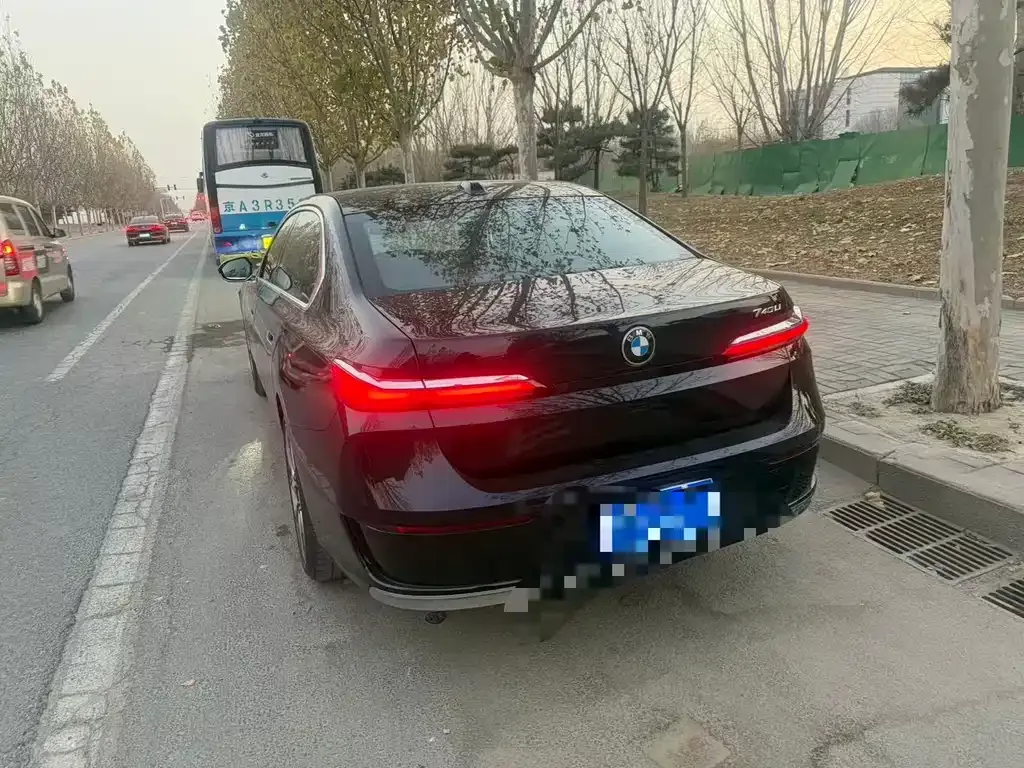 BMW 7 Series 2024 из CN, фото 5