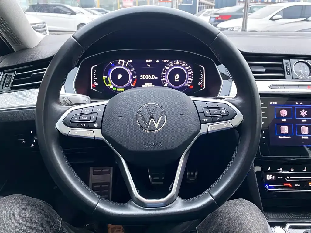 Volkswagen Magotan GTE PHEV 2023 из CN, фото 9