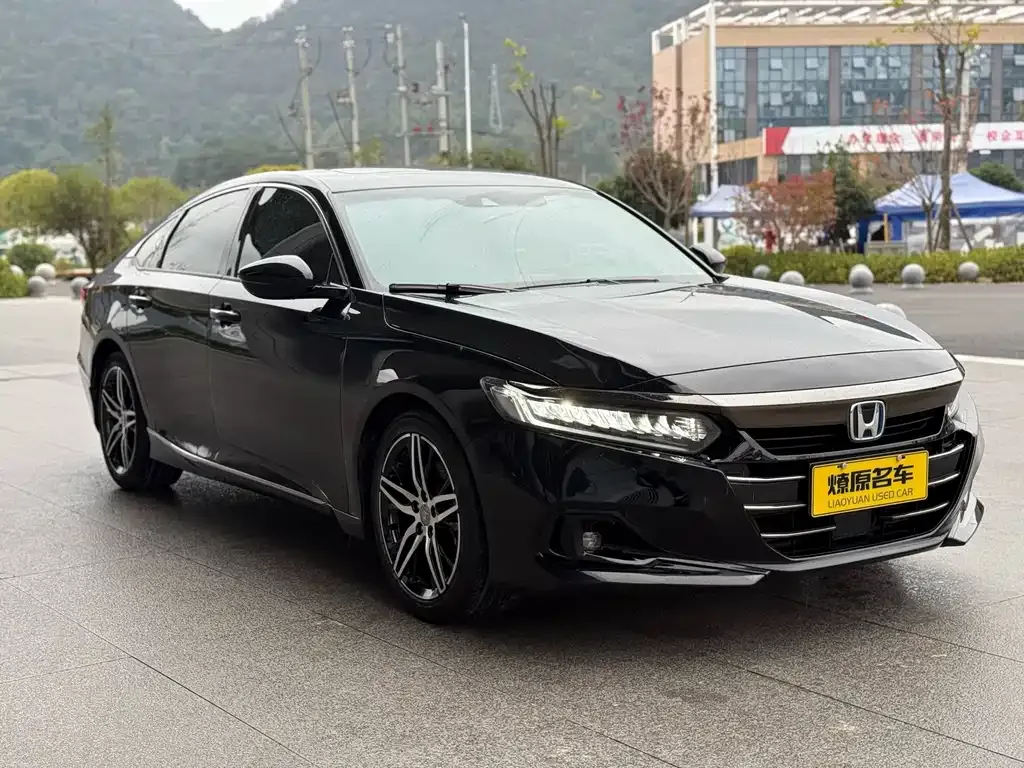 Honda Accord — фото 4