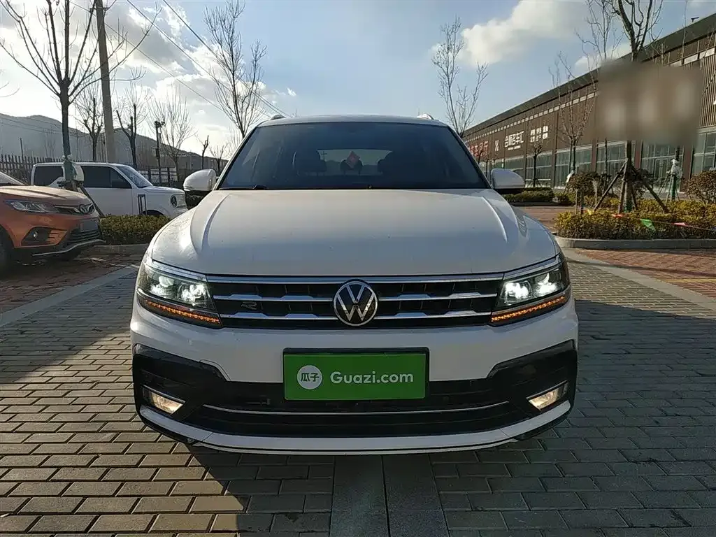 Volkswagen Tiguan L 2021 из CN, фото 3