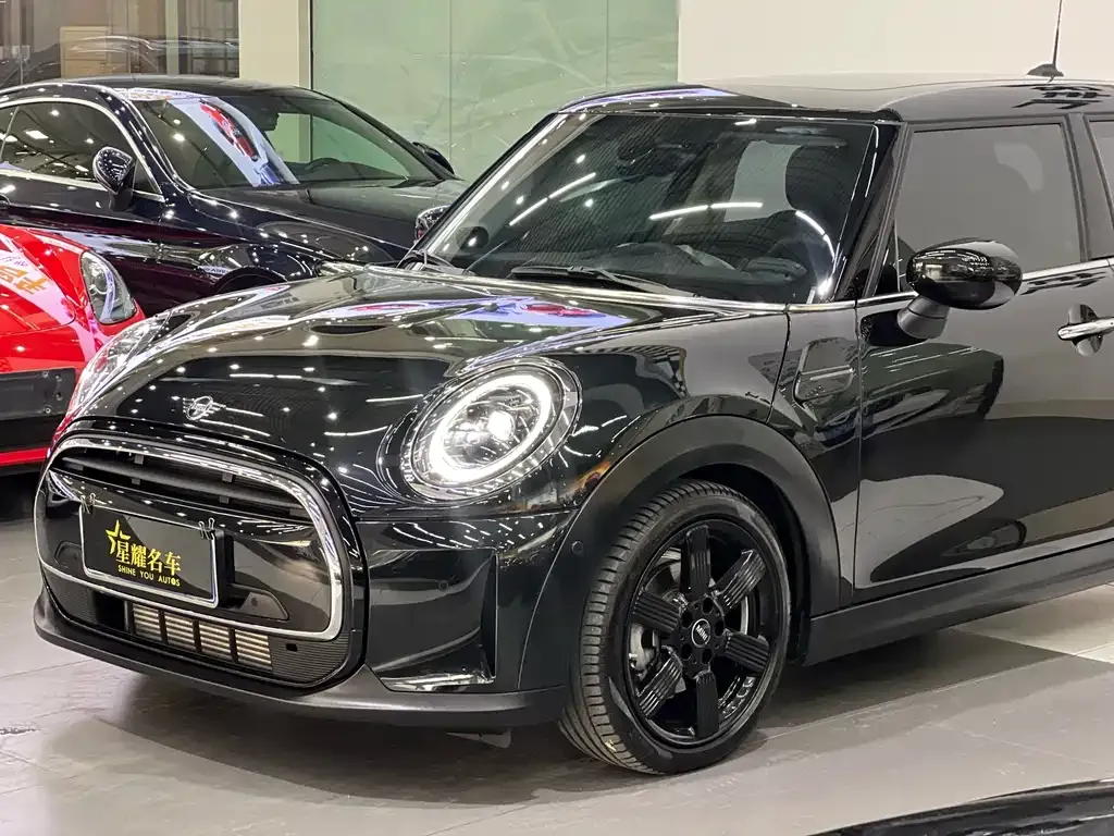 MINI Cooper (3-door) 2024 из CN, фото 5