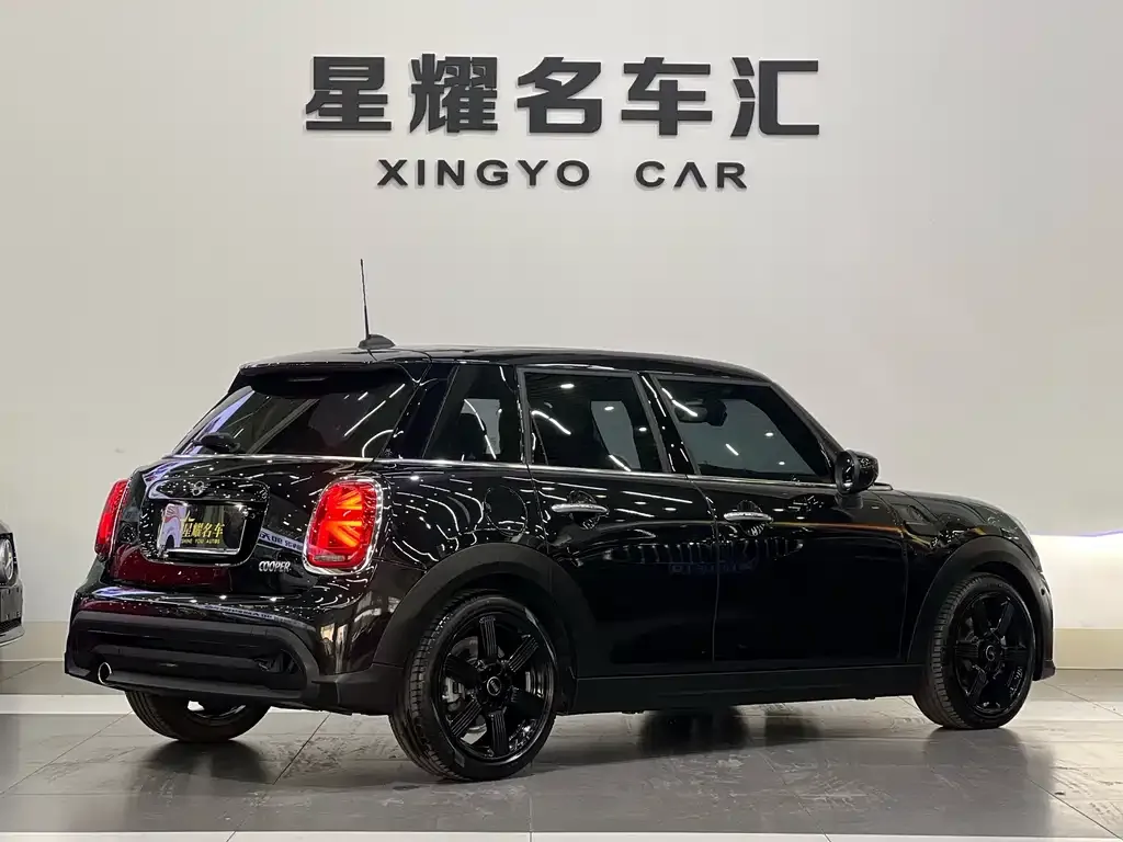 MINI Cooper (3-door) 2024 из CN, фото 7