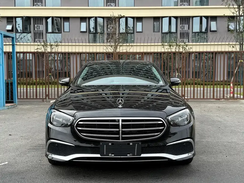 Mercedes-Benz E-Class 2022 из CN, фото 2