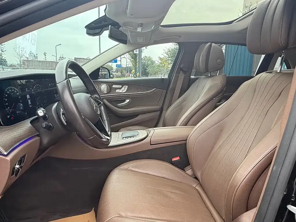 Mercedes-Benz E-Class 2022 из CN, фото 4