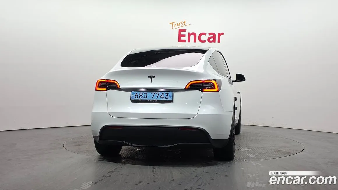 Tesla Model Y 2023 из KR, фото 4