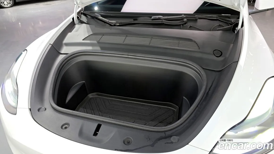 Tesla Model Y 2023 из KR, фото 6