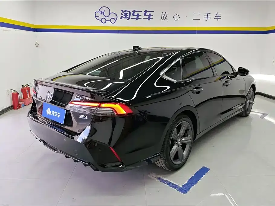 Honda Inspire 2023 из CN, фото 3