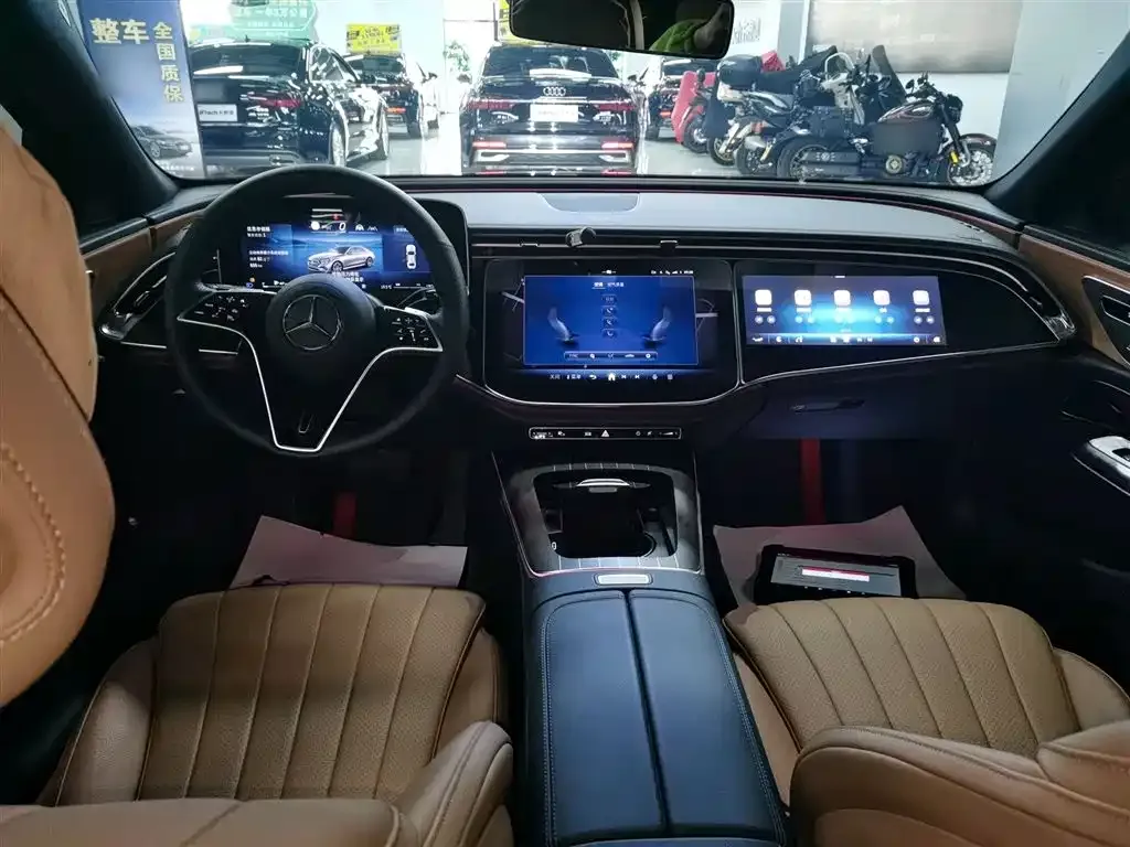 Mercedes-Benz E-Class 2024 из CN, фото 10