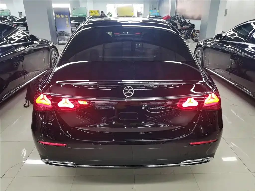 Mercedes-Benz E-Class 2024 из CN, фото 6
