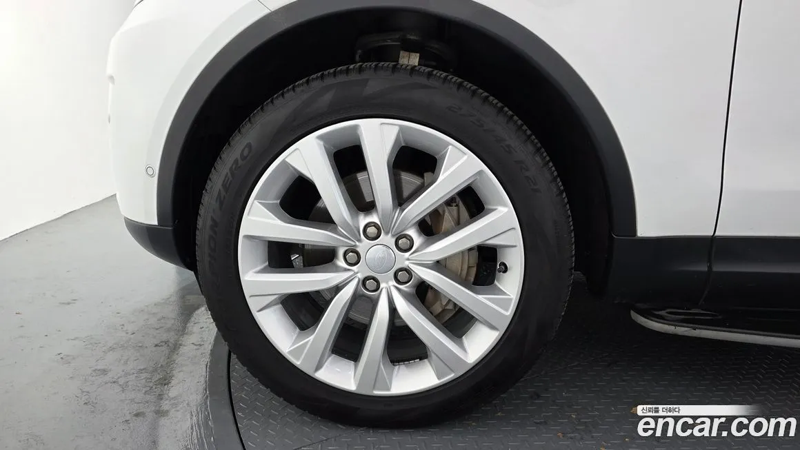 Land Rover Discovery 2023 из KR, фото 5