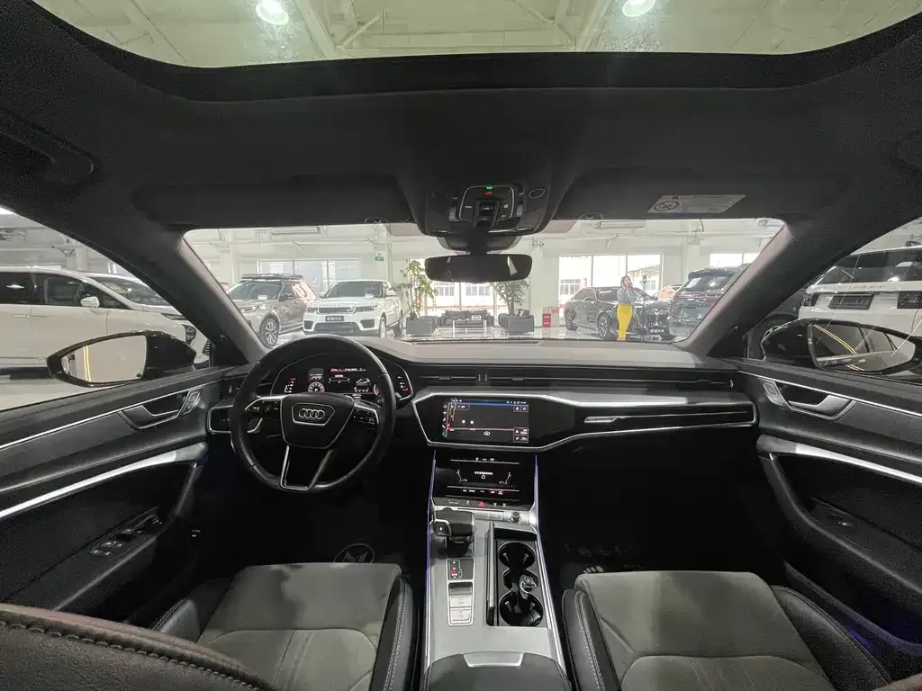 Audi A6L 2024 из CN, фото 9
