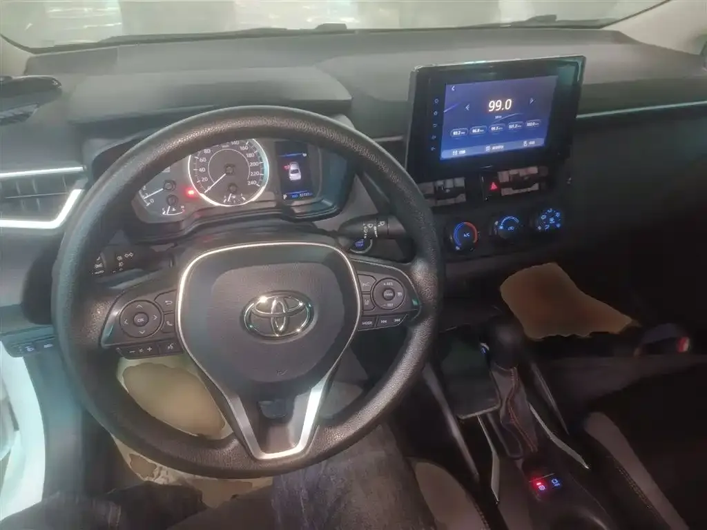 Toyota Corolla 2024 из CN, фото 10