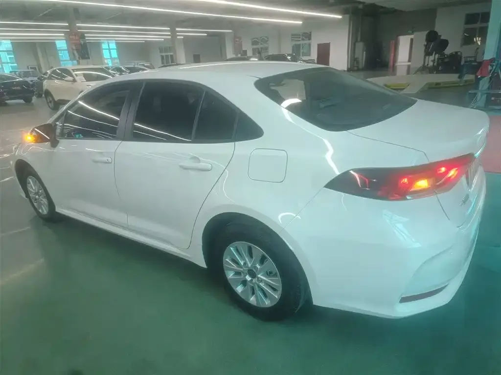 Toyota Corolla 2024 из CN, фото 5