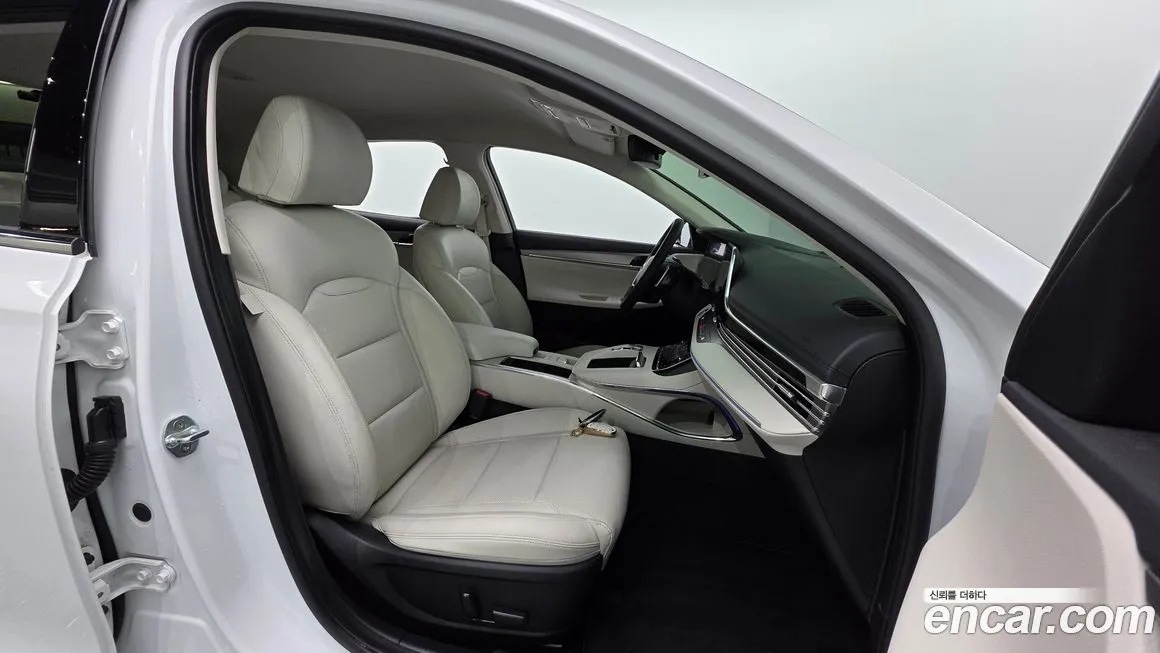 Hyundai Grandeur — фото 10