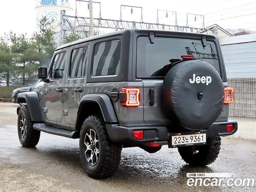 Jeep Wrangler — фото 3