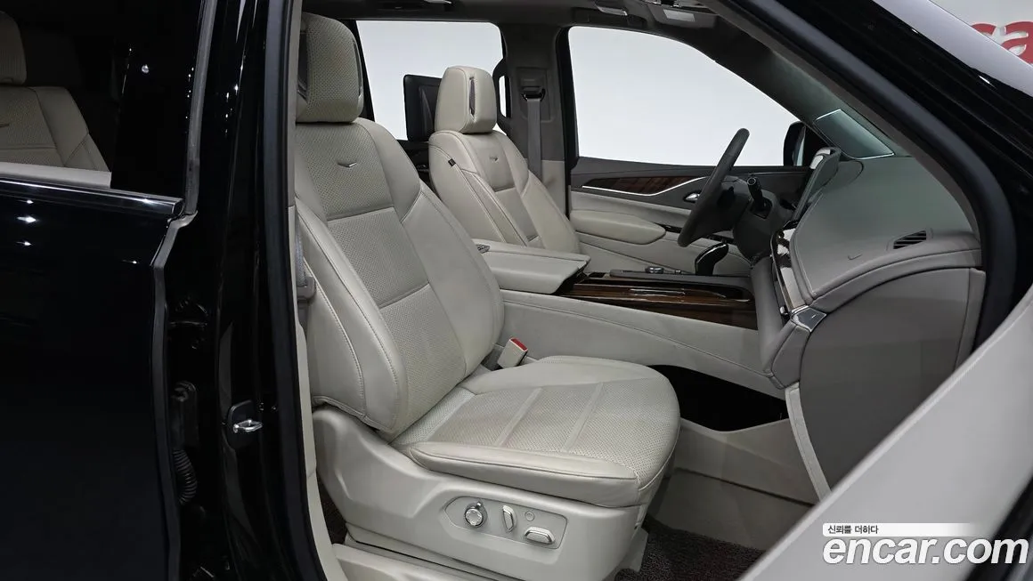 Cadillac Escalade 2021 из KR, фото 10