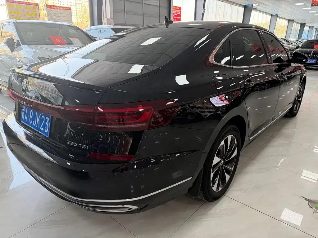 Volkswagen Passat 2021 из CN, фото 5