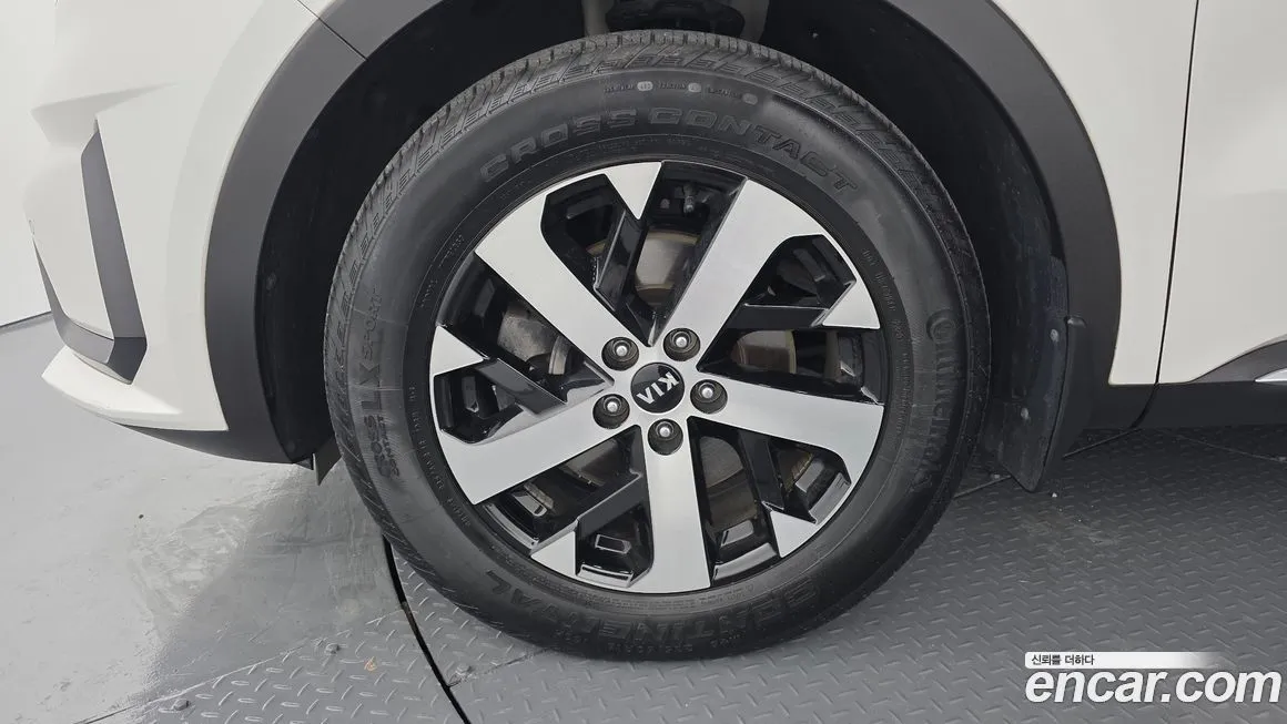 Kia Sorento — фото 5